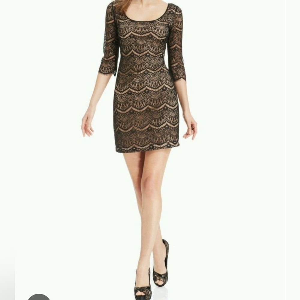 GUESS Black and Cream Sheath Mini Dress with Scoop Neck